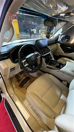 تويوتا لاندكروزر